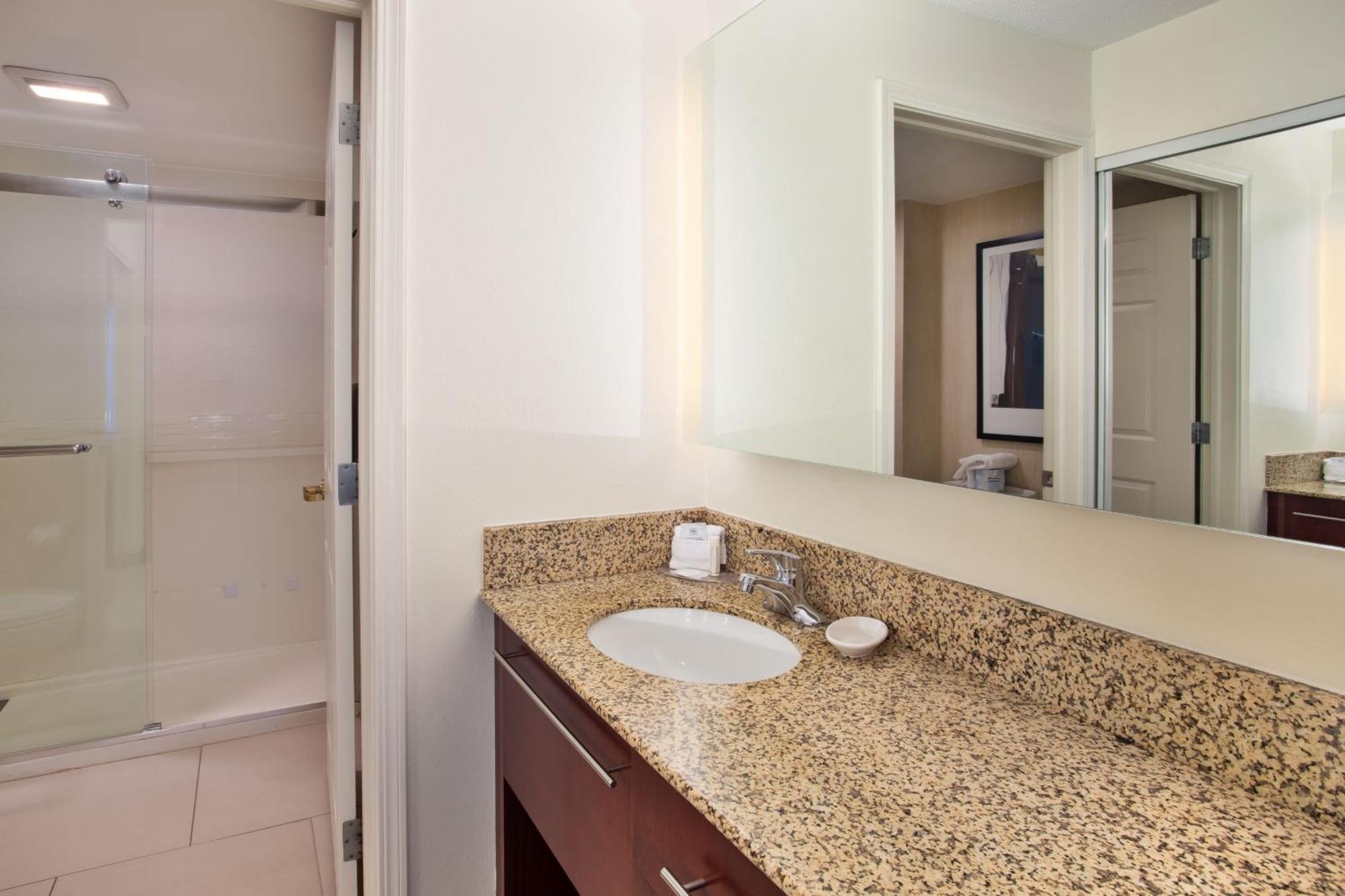 Residence Inn By Marriott Grand Rapids West Grandville Buitenkant foto